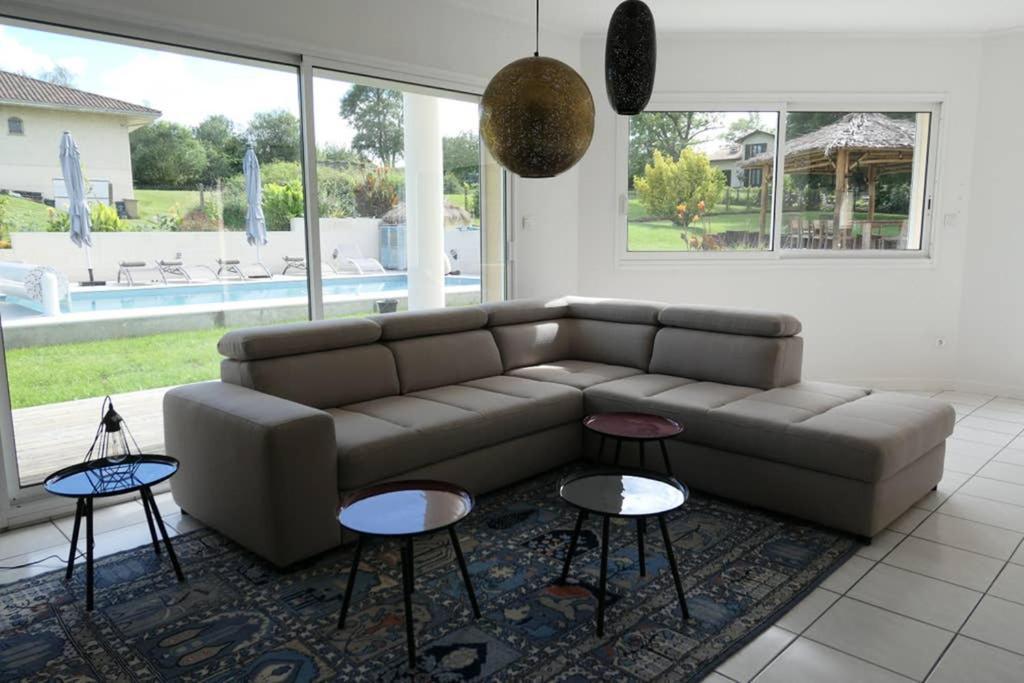 Villa Alba. Piscine Grand Jardin Hauts De Bordeaux Carignan-de-Bordeaux エクステリア 写真
